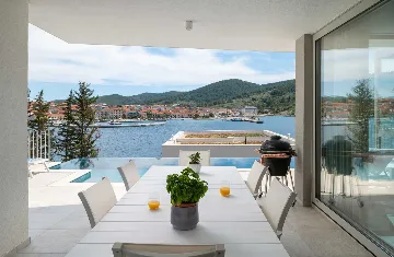 Modern Island Villa with Pool in Vela Luka