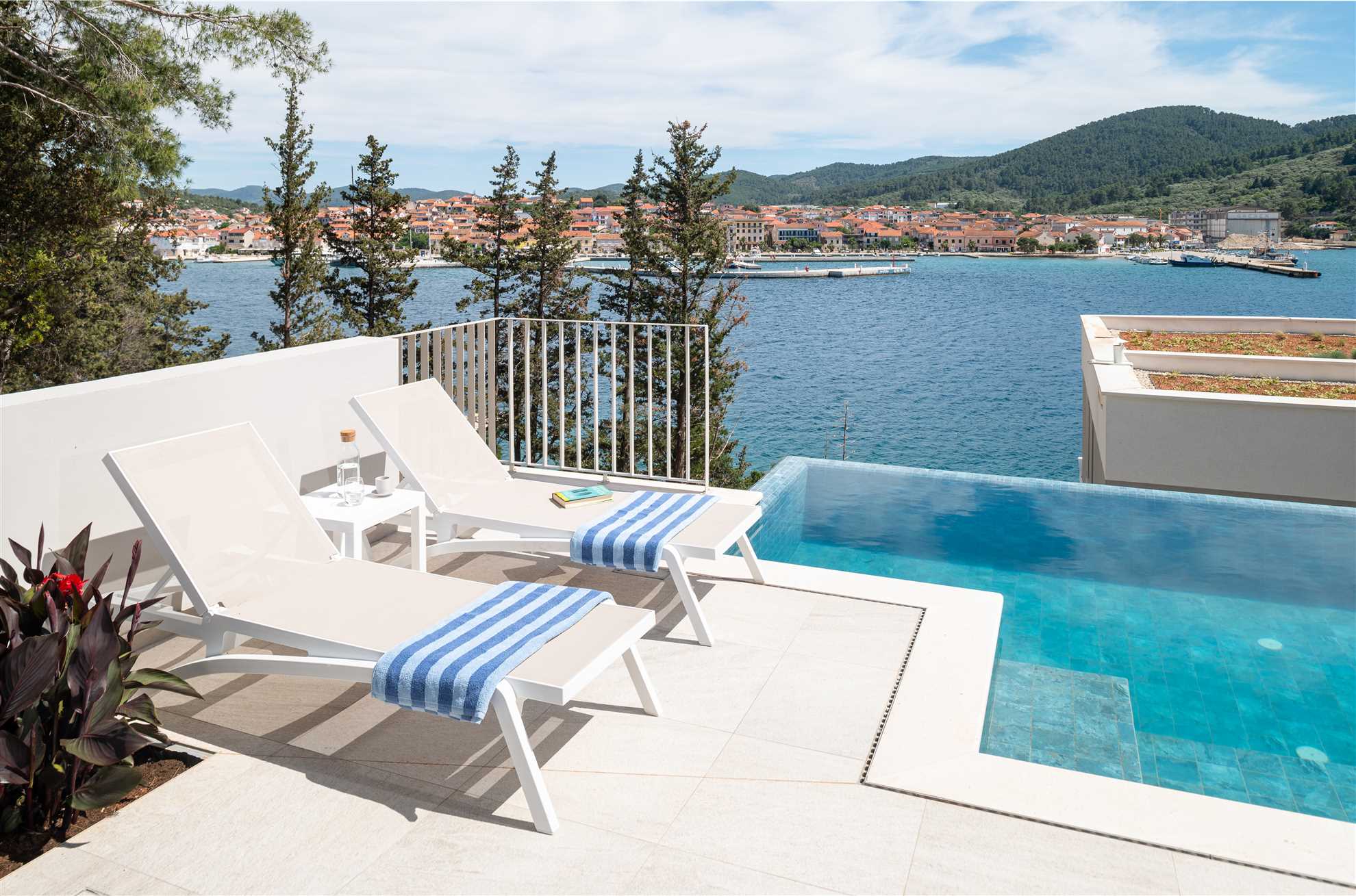 Image of Luxury Villa Ivy with Pool