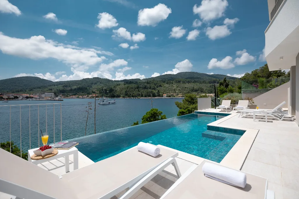 Seaside Villa Escape with Pool, Vela Luka