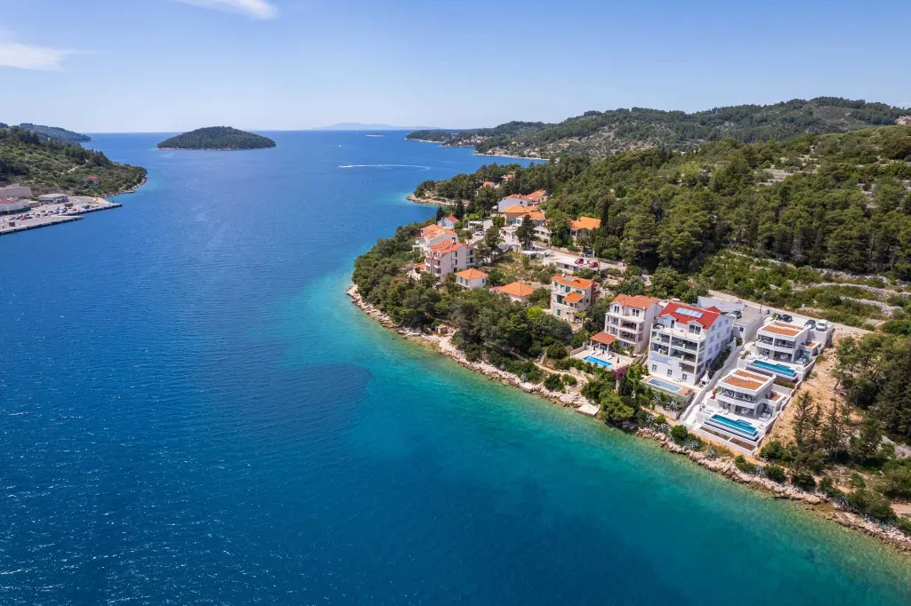 Seaside Villa Escape with Pool, Vela Luka