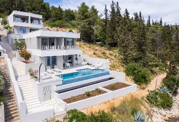 Seaside Villa Escape with Pool, Vela Luka