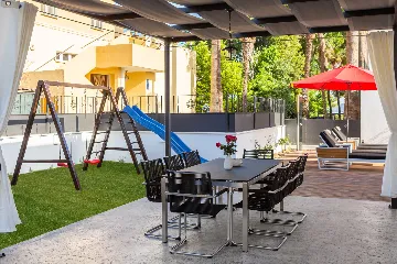 Modern 7-Bedroom Villa with Heated Pool in Kaštel Stari