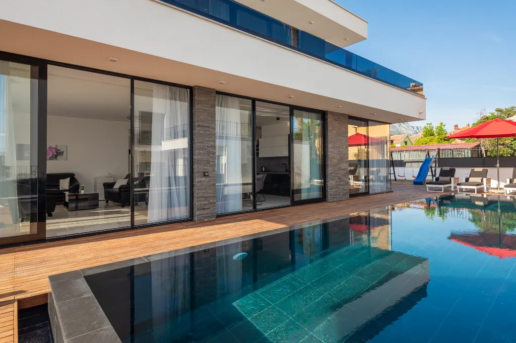 Modern 7-Bedroom Villa with Heated Pool in Kaštel Stari