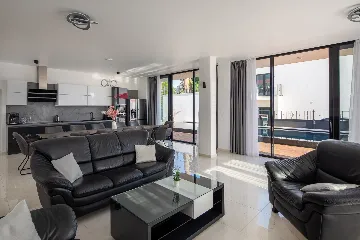 Modern 7-Bedroom Villa with Heated Pool in Kaštel Stari