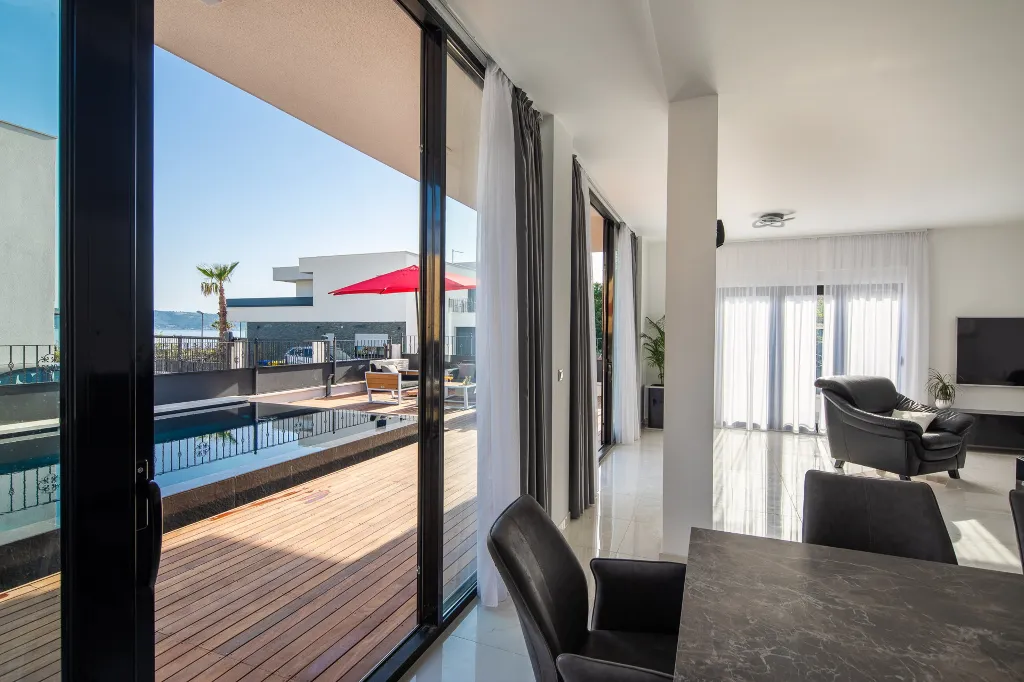 Modern 7-Bedroom Villa with Heated Pool in Kaštel Stari