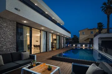 Modern 7-Bedroom Villa with Heated Pool in Kaštel Stari