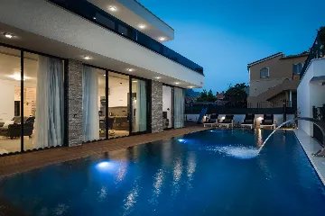 Modern 7-Bedroom Villa with Heated Pool in Kaštel Stari