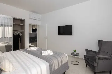 Modern 7-Bedroom Villa with Heated Pool in Kaštel Stari