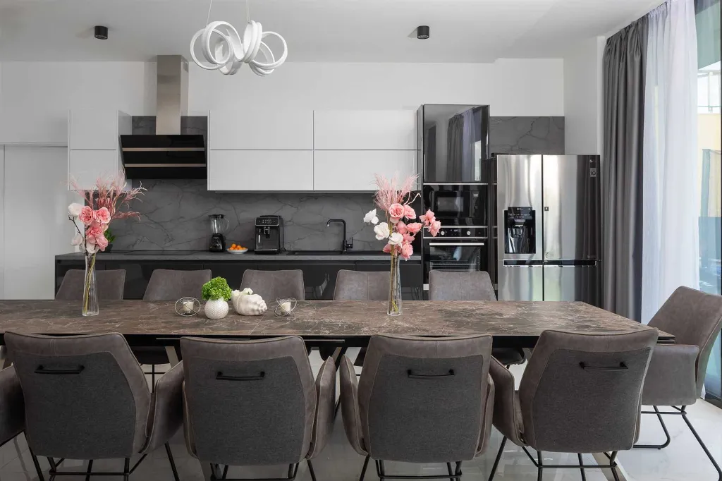 Modern 7-Bedroom Villa with Heated Pool in Kaštel Stari