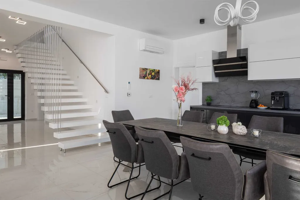 Modern 7-Bedroom Villa with Heated Pool in Kaštel Stari