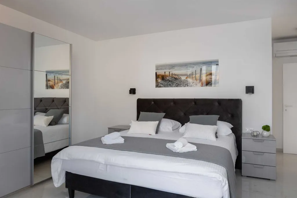 Modern 7-Bedroom Villa with Heated Pool in Kaštel Stari