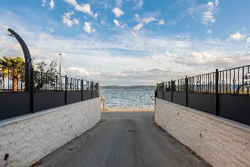 Modern 7-Bedroom Villa with Heated Pool in Kaštel Stari