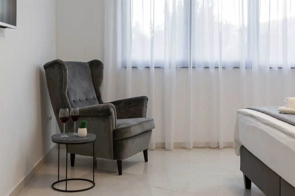 Modern 7-Bedroom Villa with Heated Pool in Kaštel Stari