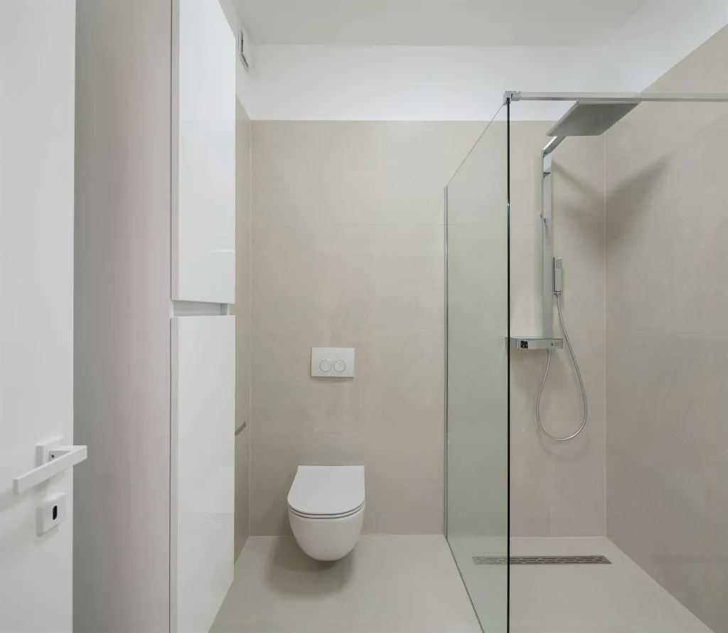 Modern 7-Bedroom Villa with Heated Pool in Kaštel Stari