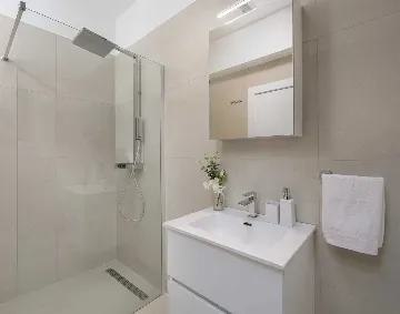 Modern 7-Bedroom Villa with Heated Pool in Kaštel Stari