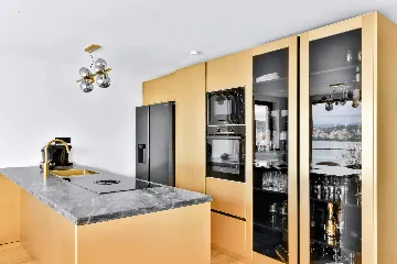 Seaside Retreat Villa in Okrug Gornji with 8 Bedrooms