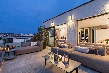 Seaside Retreat Villa in Okrug Gornji with 8 Bedrooms