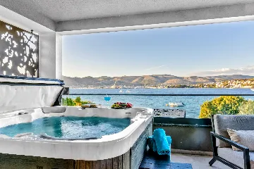 Seaside Retreat Villa in Okrug Gornji with 8 Bedrooms