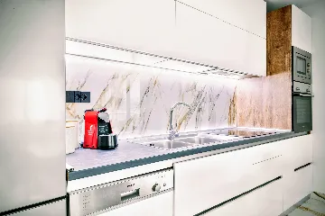 Seaside Retreat Villa in Okrug Gornji with 8 Bedrooms