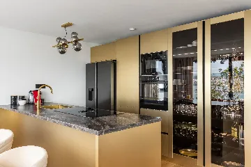 Seaside Retreat Villa in Okrug Gornji with 8 Bedrooms