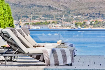 Seaside Retreat Villa in Okrug Gornji with 8 Bedrooms