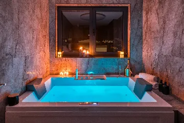 Seaside Retreat Villa in Okrug Gornji with 8 Bedrooms