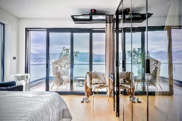 Seaside Retreat Villa in Okrug Gornji with 8 Bedrooms