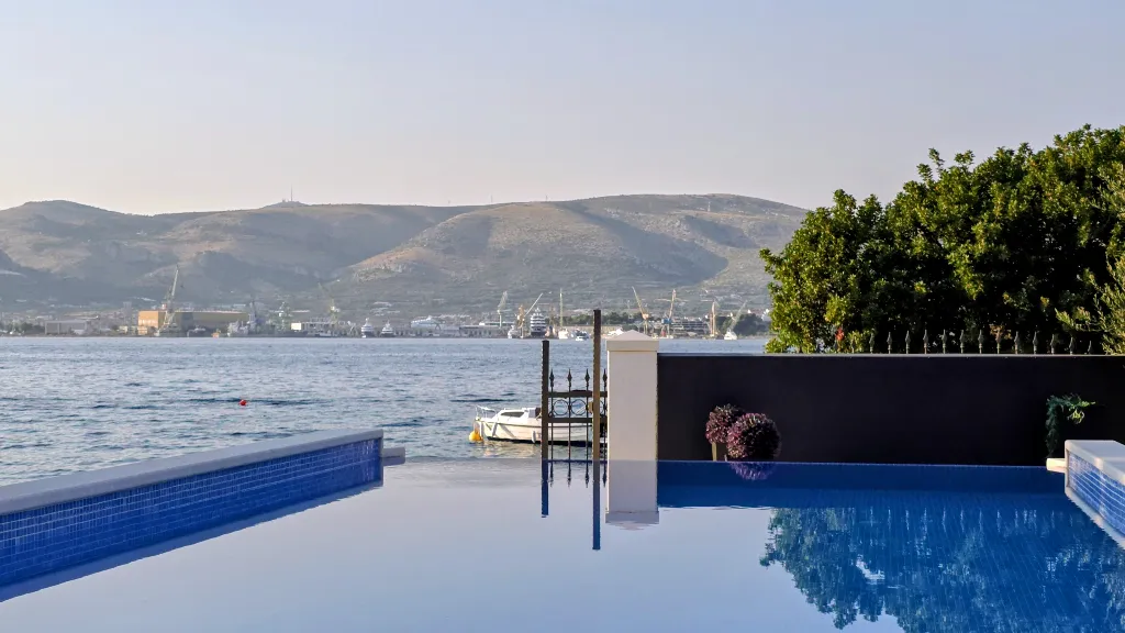 Seaside Retreat Villa in Okrug Gornji with 8 Bedrooms