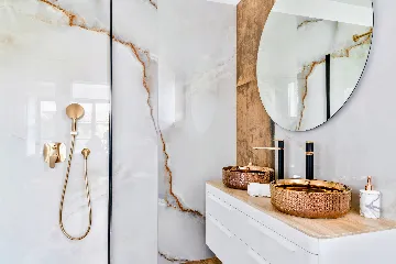 Seaside Retreat Villa in Okrug Gornji with 8 Bedrooms