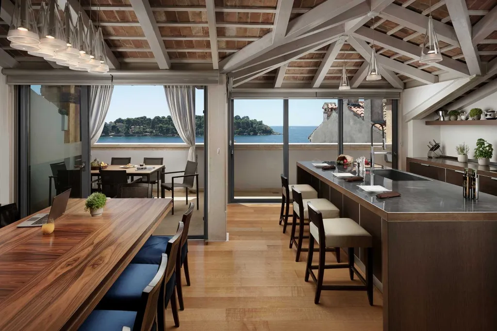 Contemporary City Villa with 6 Bedrooms in Rovinj