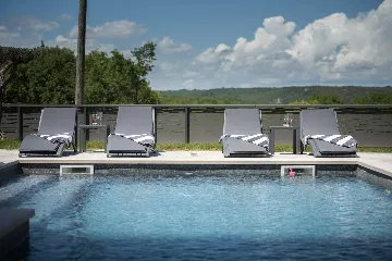 Modern Villa with Pool and Jacuzzi in Rakalj