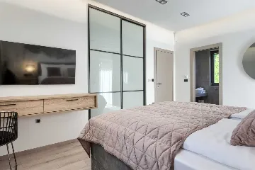 Modern Villa with Pool and Jacuzzi in Rakalj