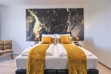 Modern Villa with Pool and Jacuzzi in Rakalj