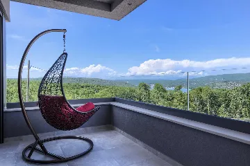 Modern Villa with Pool and Jacuzzi in Rakalj