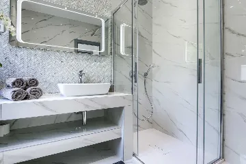 Modern Villa with Pool and Jacuzzi in Rakalj