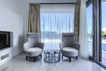 Modern Villa with Pool and Jacuzzi in Rakalj