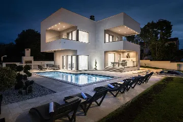 Modern Villa with Pool and Jacuzzi in Rakalj