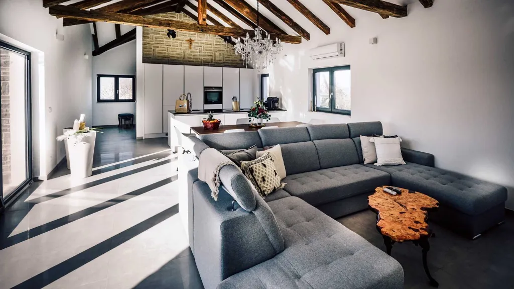 Stone Villa with Pool in Privlaka