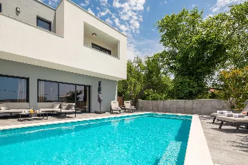 Contemporary Villa with Heated Pool in Solin
