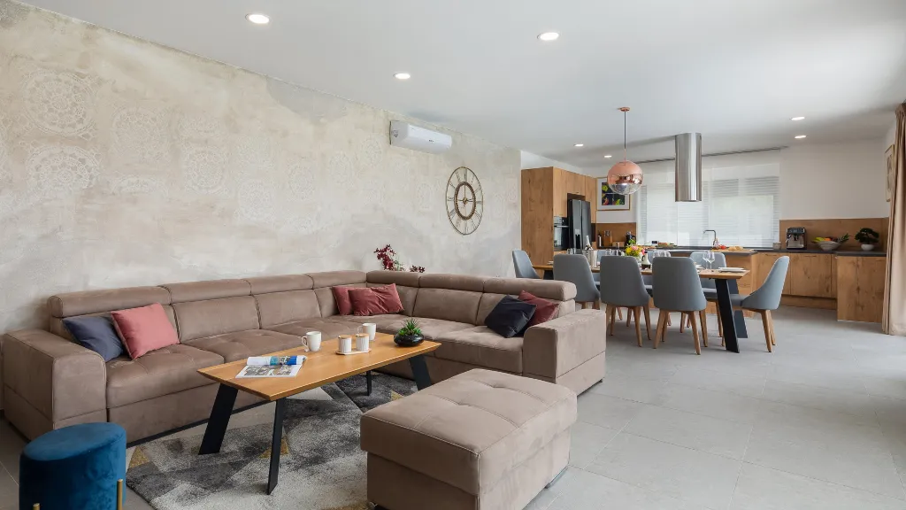 Contemporary Villa with Heated Pool in Solin