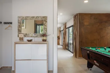 Contemporary Villa with Heated Pool in Solin