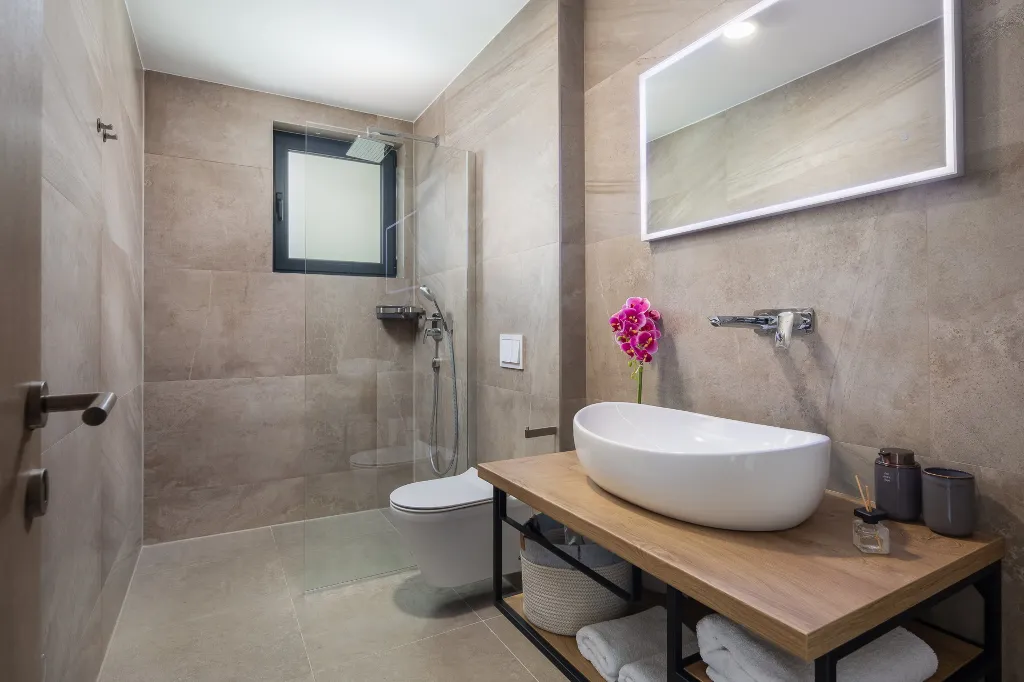 Contemporary Villa with Heated Pool in Solin