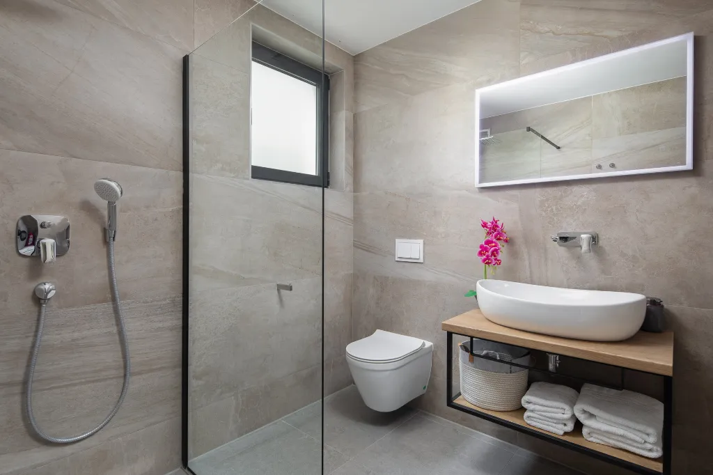 Contemporary Villa with Heated Pool in Solin