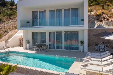 Modern Seaside Villa with Heated Pool in Trogir