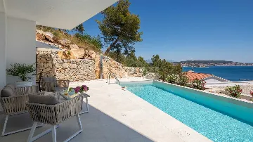 Modern Seaside Villa with Heated Pool in Seget Donji