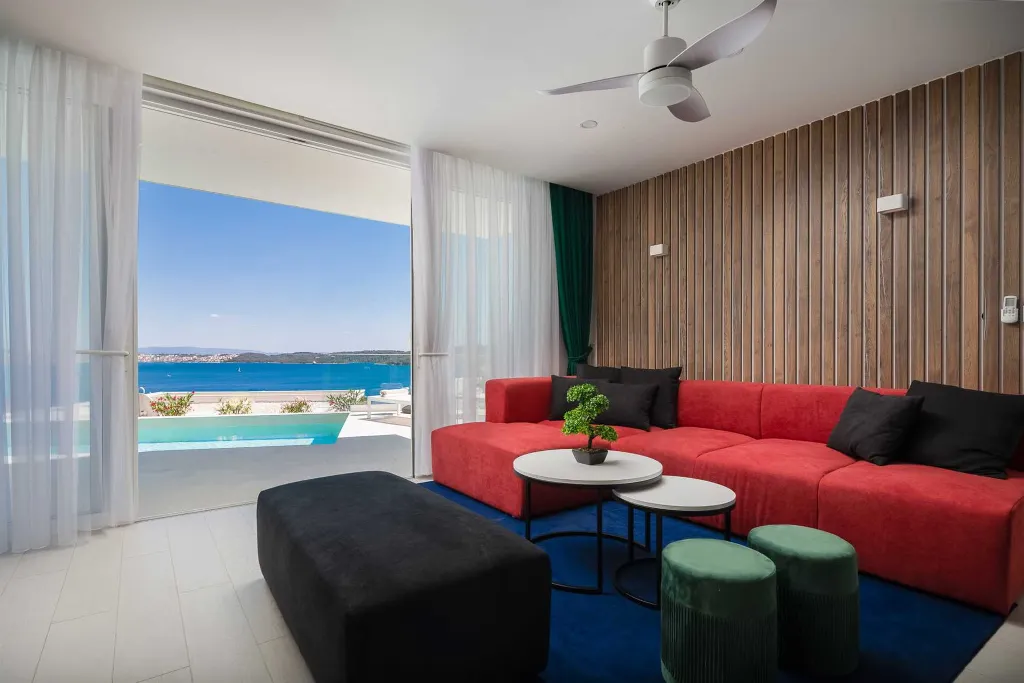 Modern Seaside Villa with Heated Pool in Seget Donji