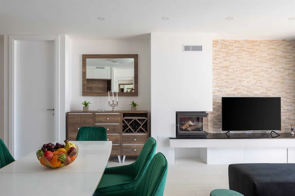 Modern Seaside Villa with Heated Pool in Seget Donji