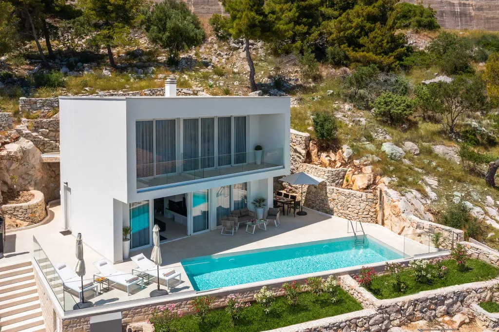 Modern Seaside Villa with Heated Pool in Seget Donji