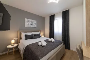 Modern Villa with Heated Pool in Kaštel Stari