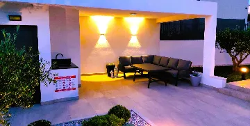 Seaside Family Villa with Pool in Sevid